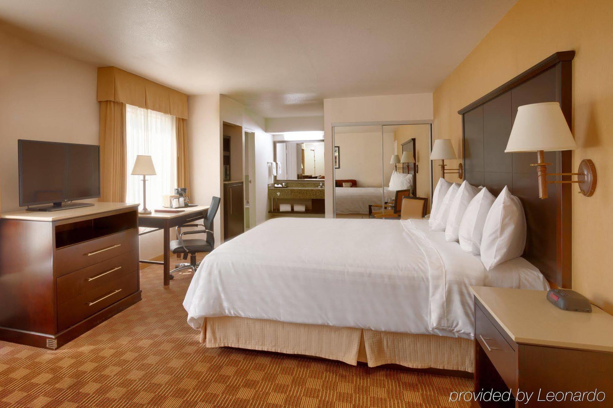 Cortona Inn And Suites Anaheim Resort Eksteriør bilde